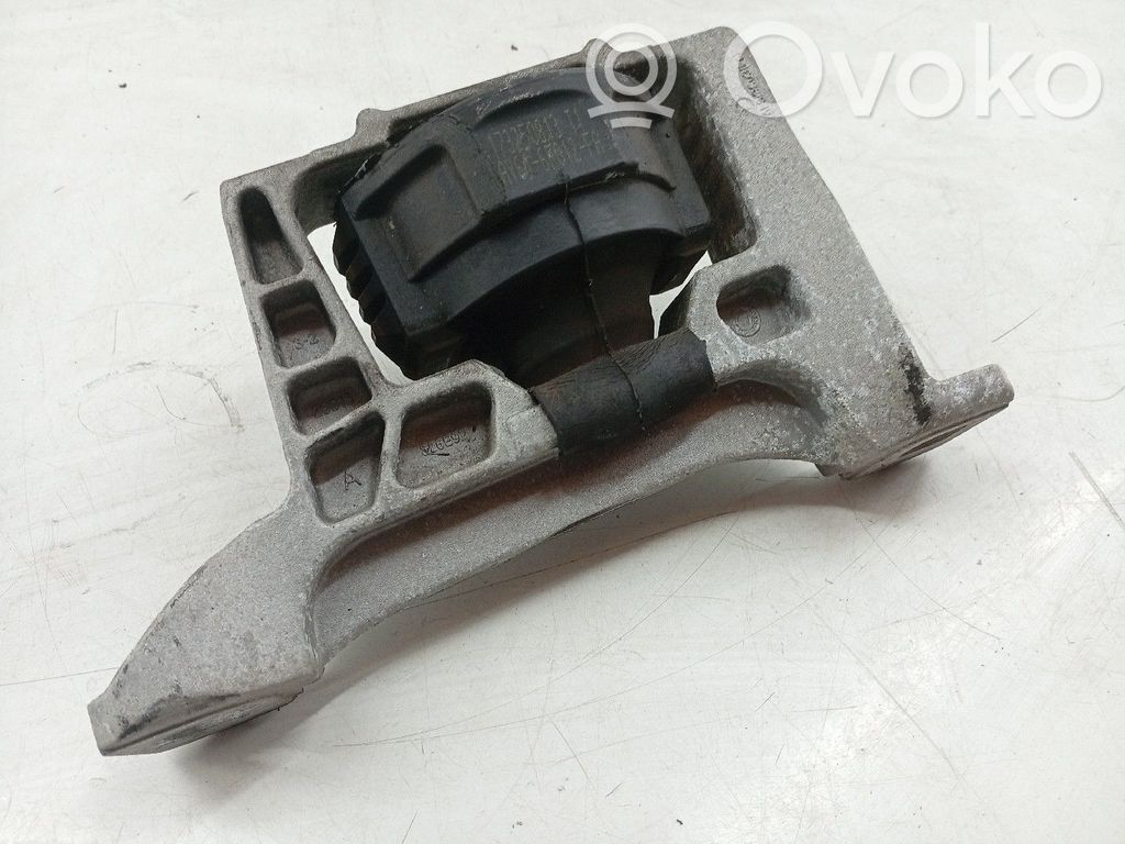 Подушка двигателя   AV616F012FA