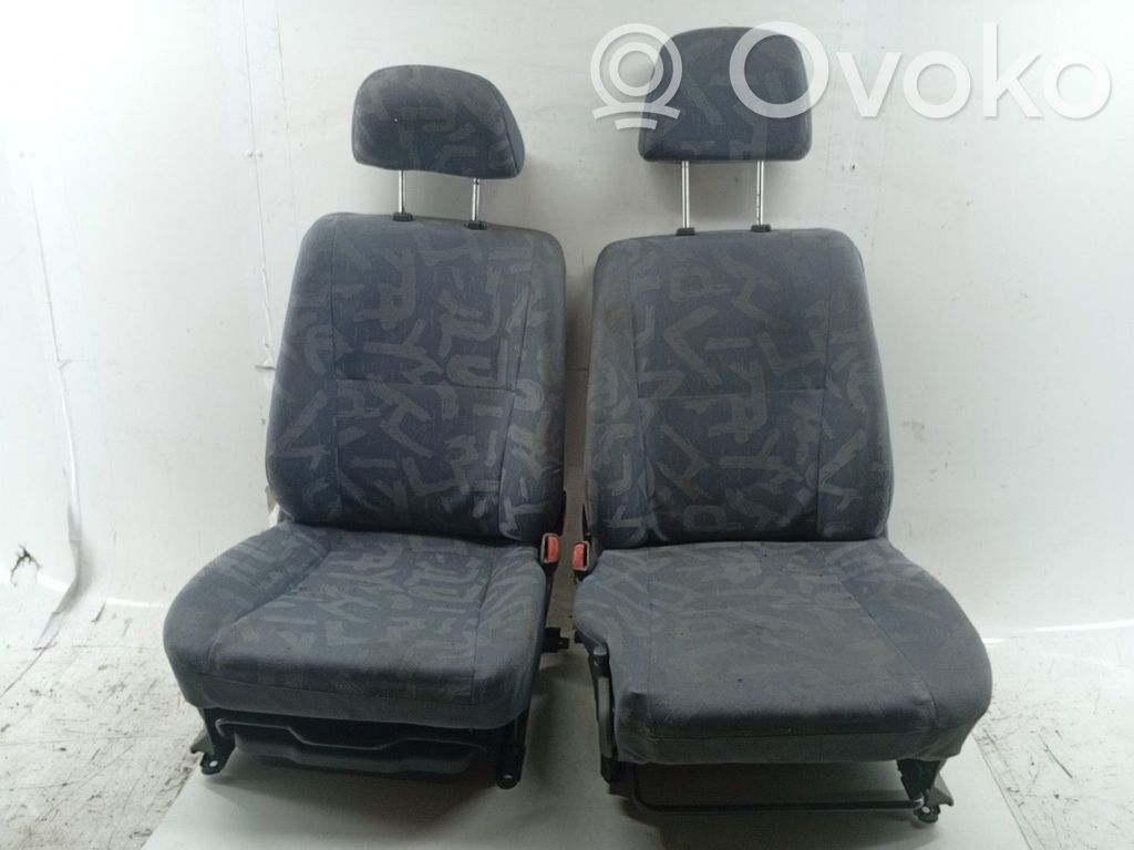 Mitsubishi Space Star Sėdynių / durų apdailų komplektas 