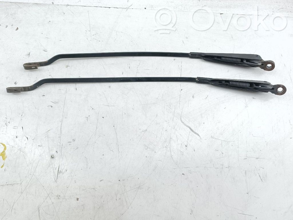 Front windscreen/windshield window   90386266,90386267