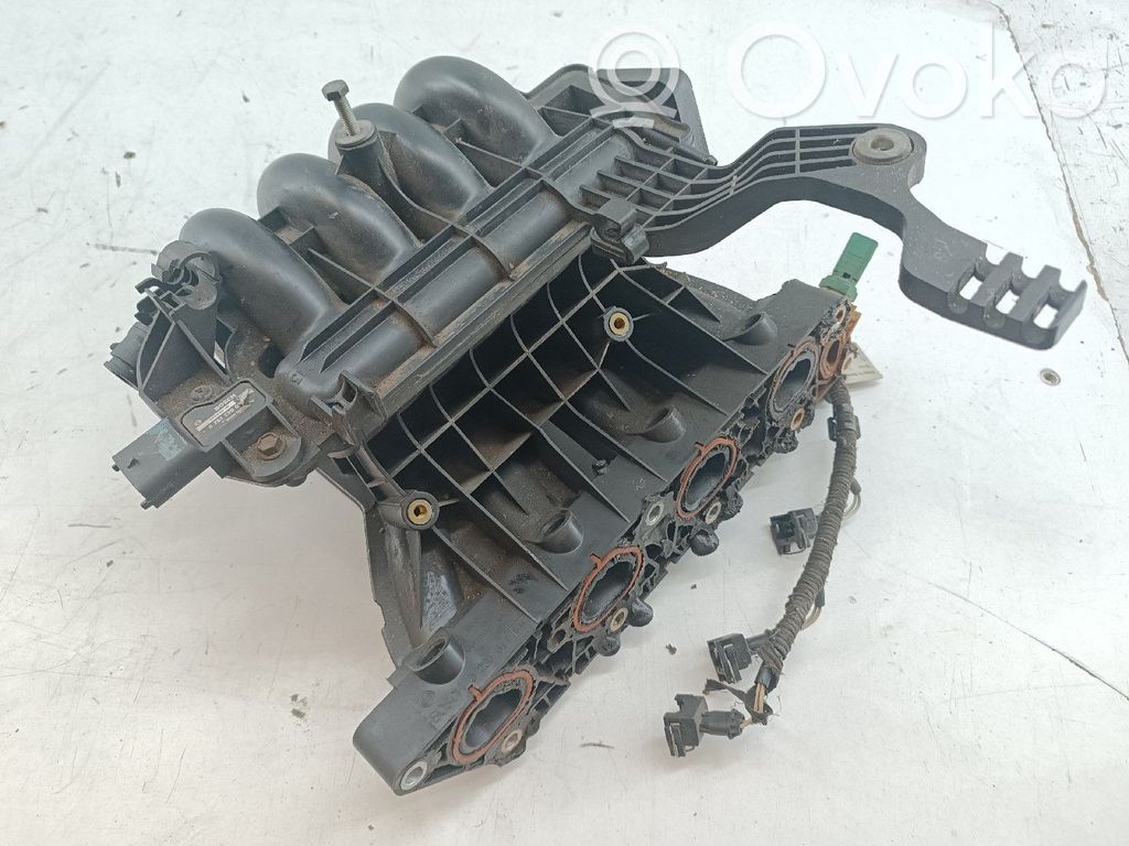 Intake manifold   0280620013,0280611036