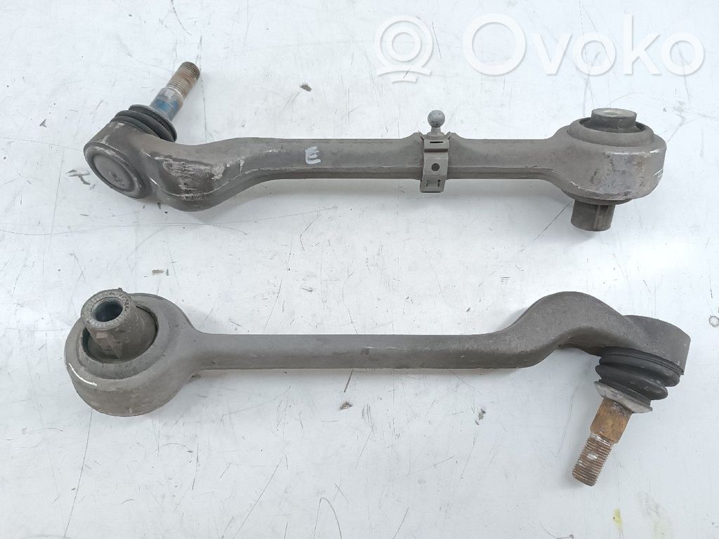 Rear upper control arm/wishbone   31126763699L,31126763700R,DIANTEIROS
