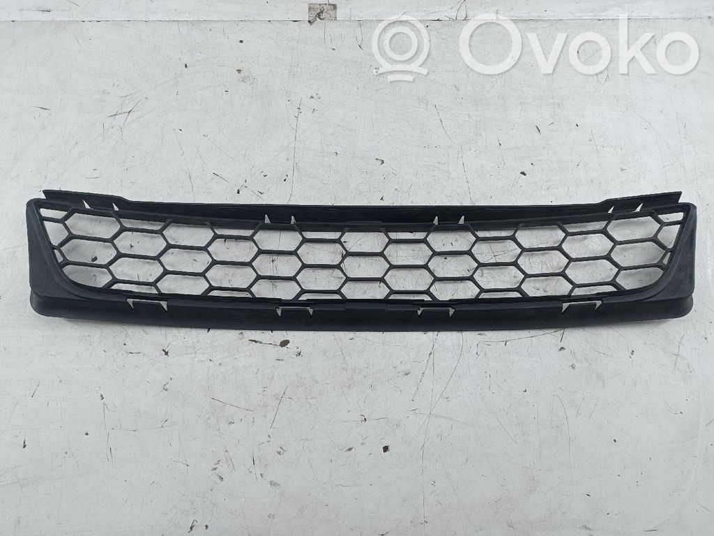 Front grill   31298075
