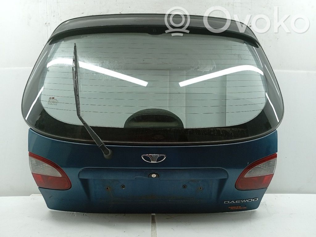 Tailgate/trunk/boot lid   COM,ALGUNS,RISCOS