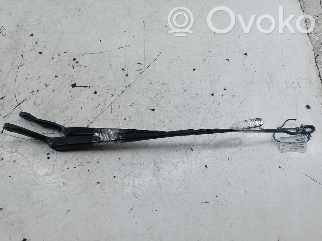 Front windscreen/windshield window   8560,8561
