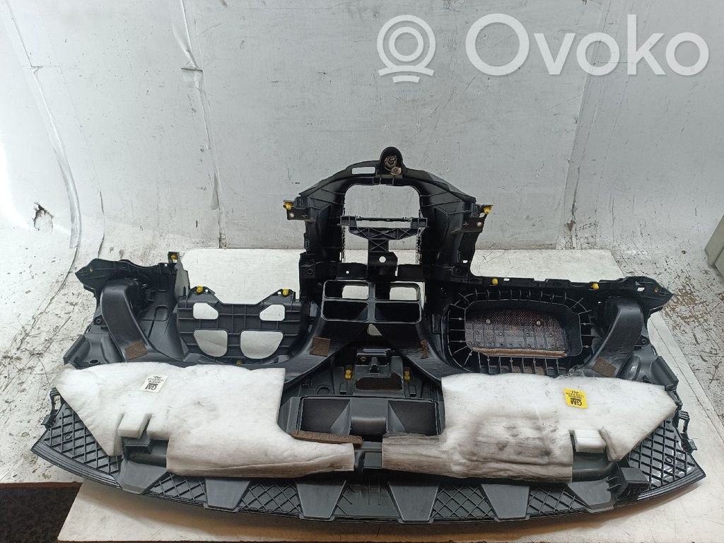 Opel Corsa D Panelis 