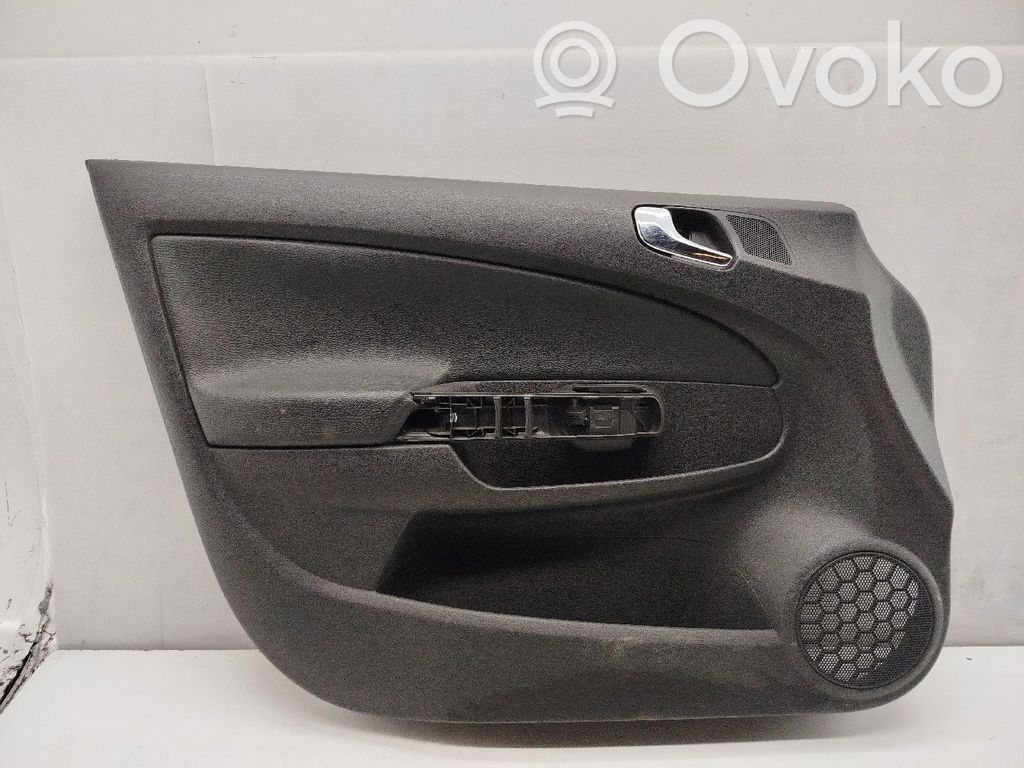 Opel Corsa D Etuoven verhoilu 