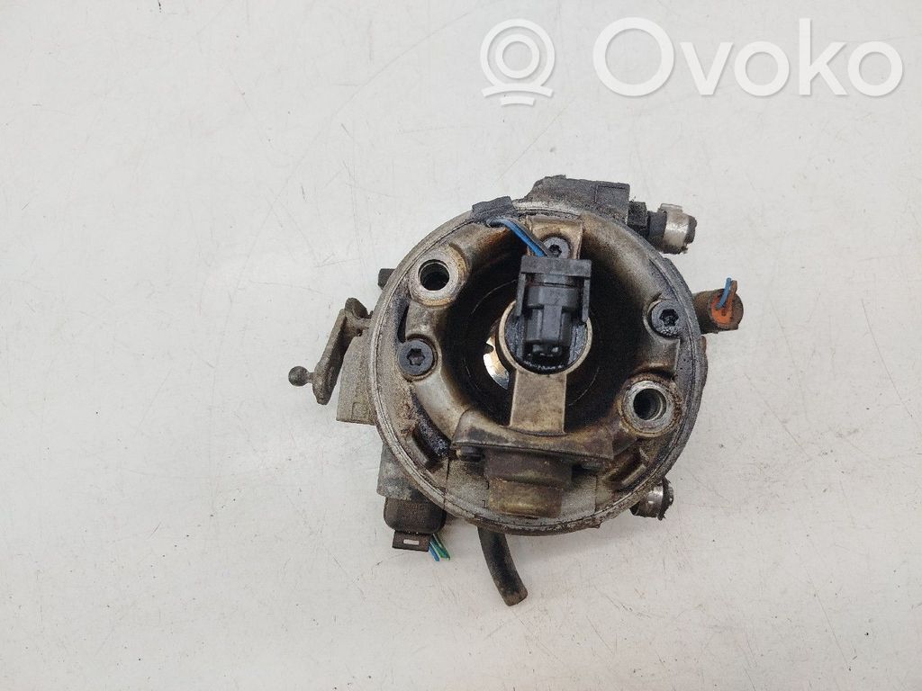 Opel Corsa B Carburador/distribuidor de combustible 