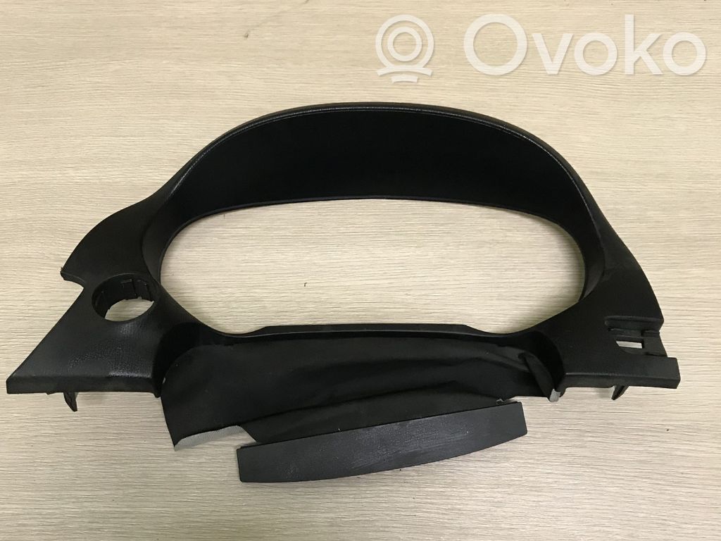 Mazda 6 Moldura del panel 