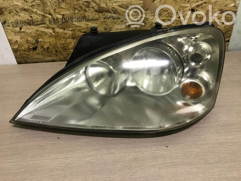 Ford Galaxy Headlight/headlamp 