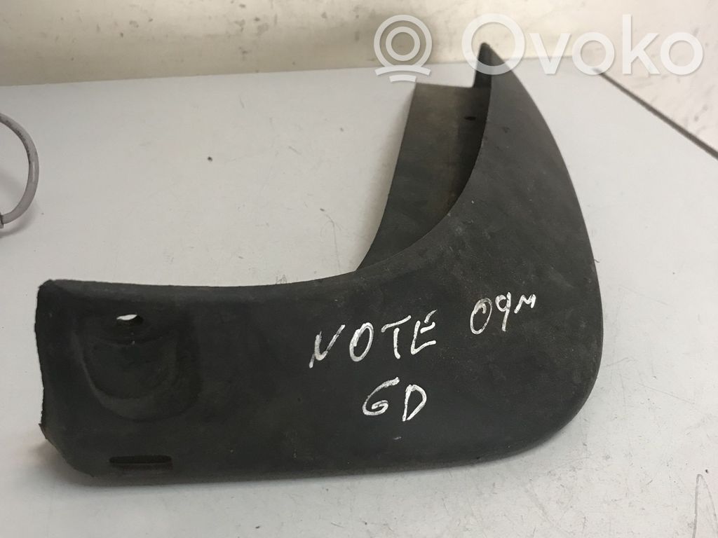 Nissan Note (E11) Chlapacze tylne 