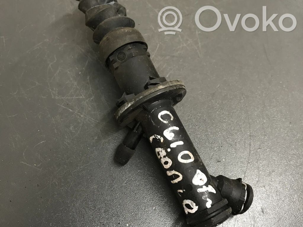Renault Clio III Główny cylinder sprzęgła 