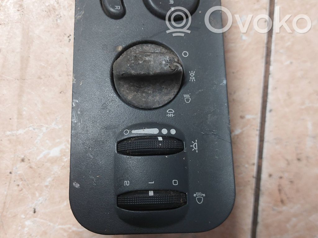 Toyota Yaris Verso Interruptor de luz 