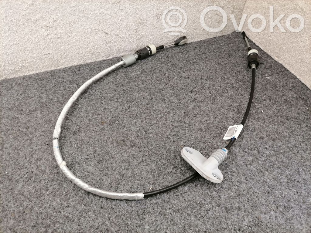 Volvo S60 Gear shift cable linkage 