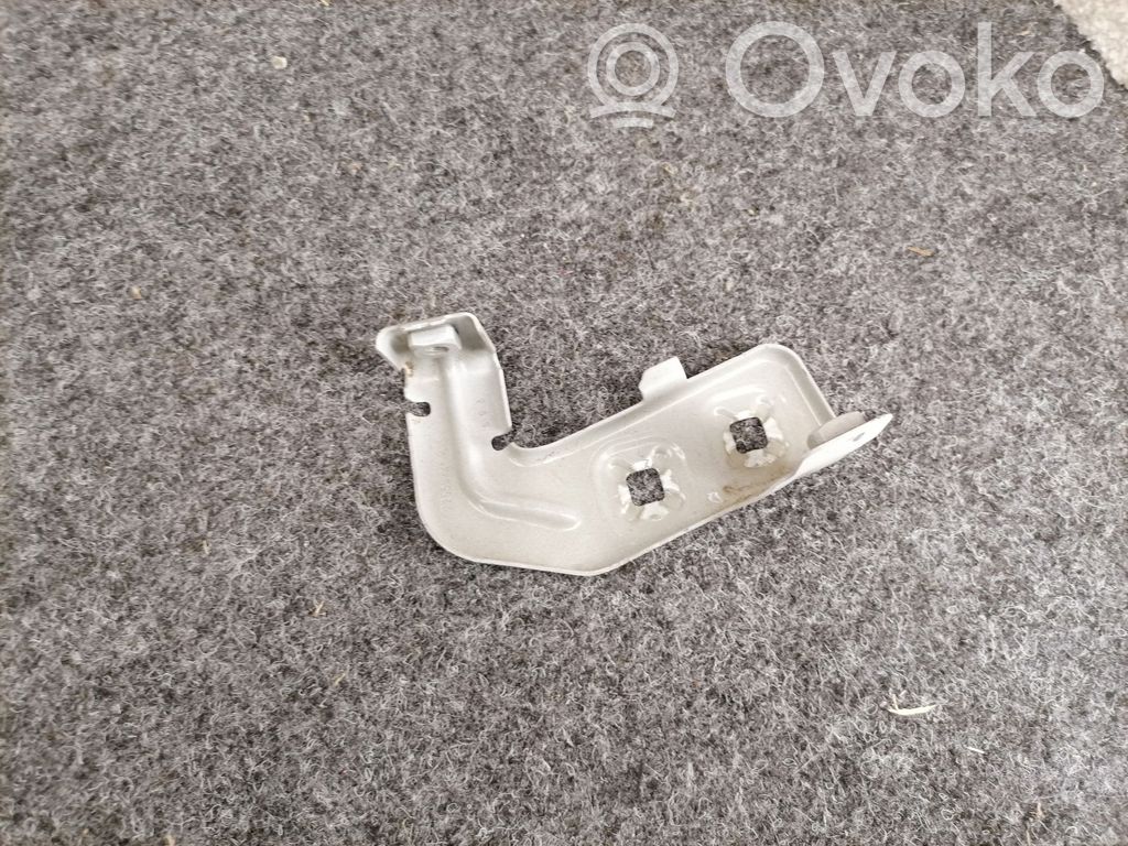 BMW 3 F30 F35 F31 Fender mounting bracket 