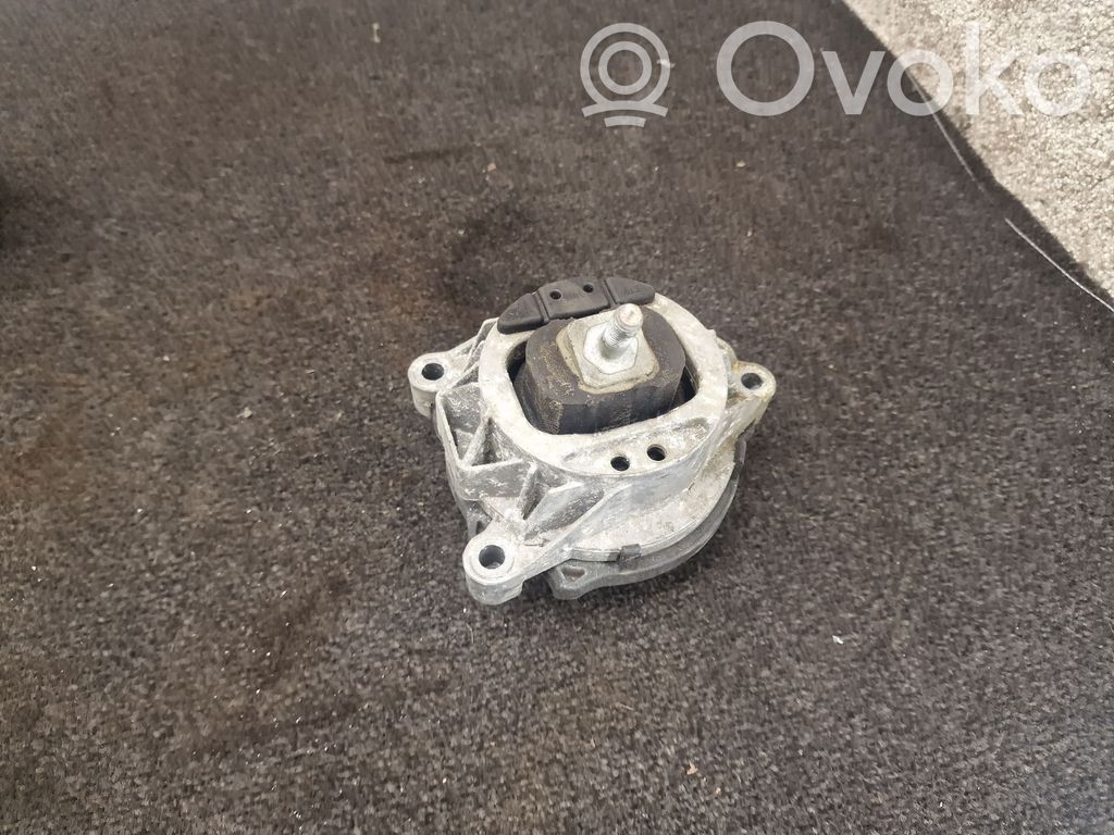 BMW 3 F30 F35 F31 Engine mount bracket 