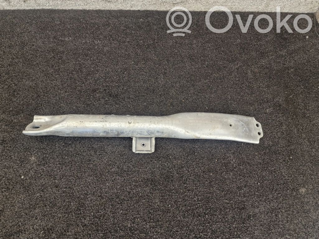Tesla Model S Jäähdyttimen kehyksen suojapaneelin kiinnike 