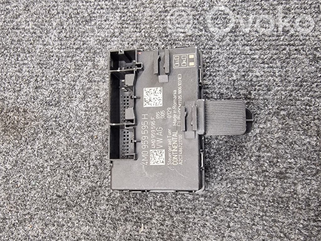 Audi Q7 4M Door control unit/module 