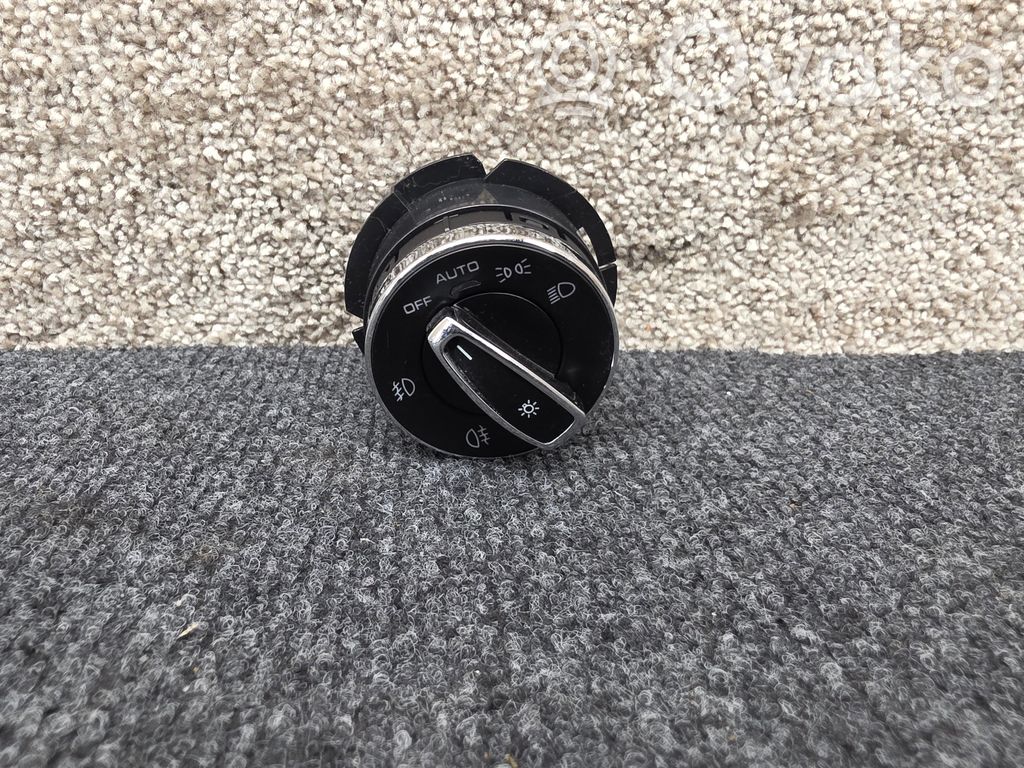 Porsche Cayenne (92A) Light switch 
