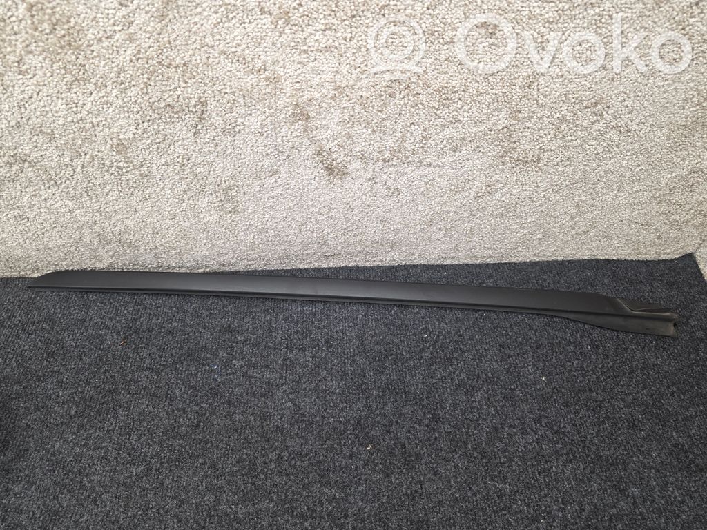 BMW 4 G22 G23 G24 G26 Windshield trim 
