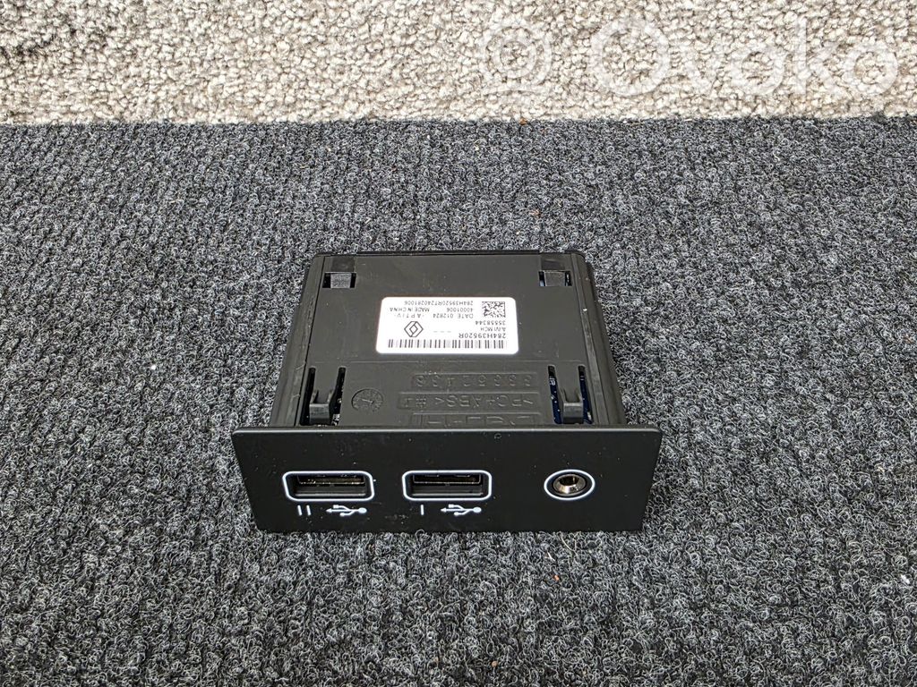 Enchufe conector USB   284H39520R