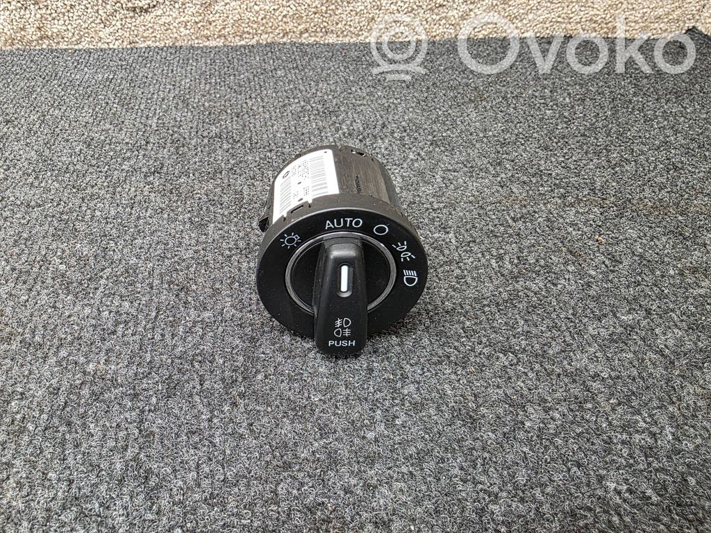 Maserati Levante Light switch 