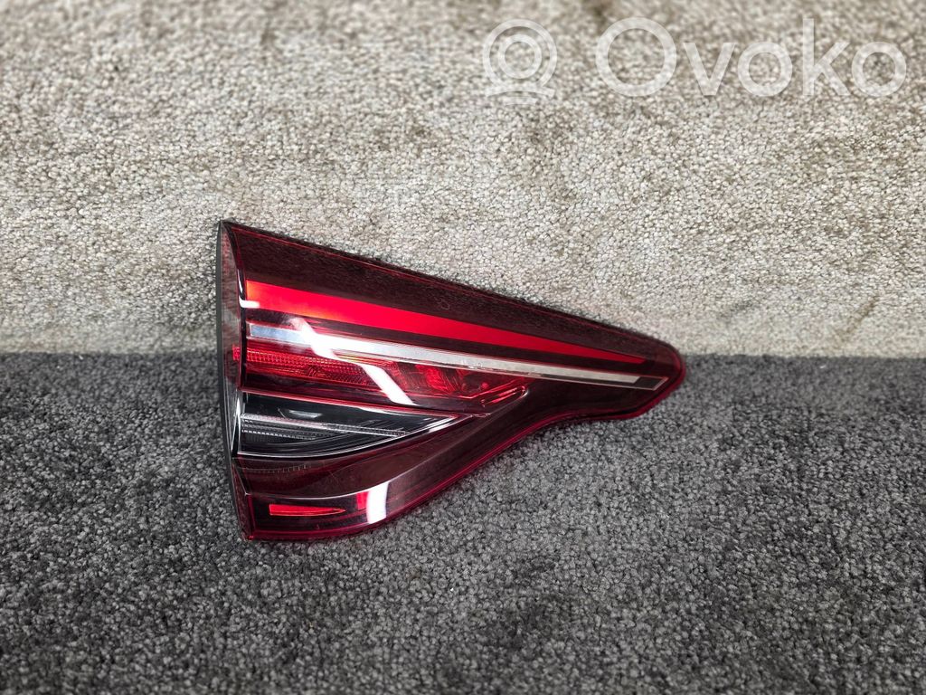 Renault Clio V Tailgate rear/tail lights 