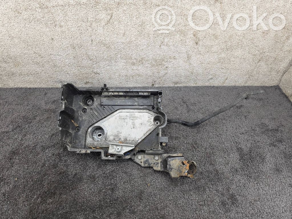 Renault Clio V Battery box tray 