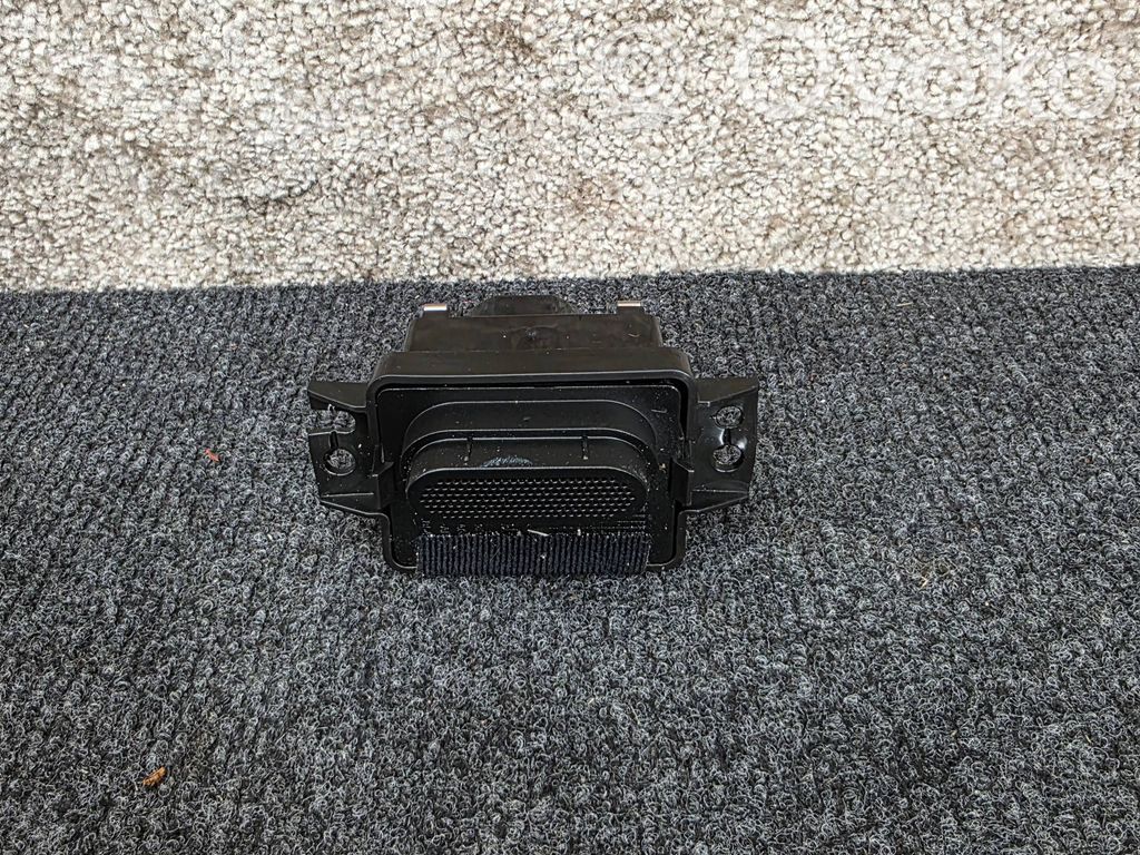 Interior temperature sensor   3D0907542