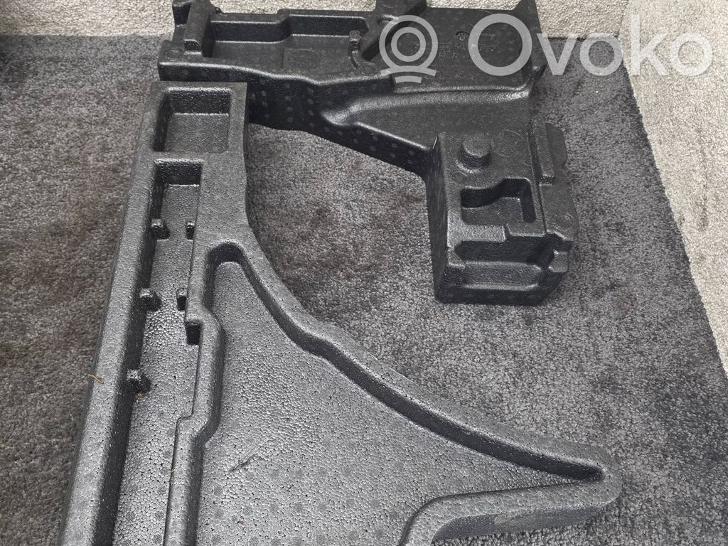 Ford Kuga III Mantu nodalījums stumbrs 
