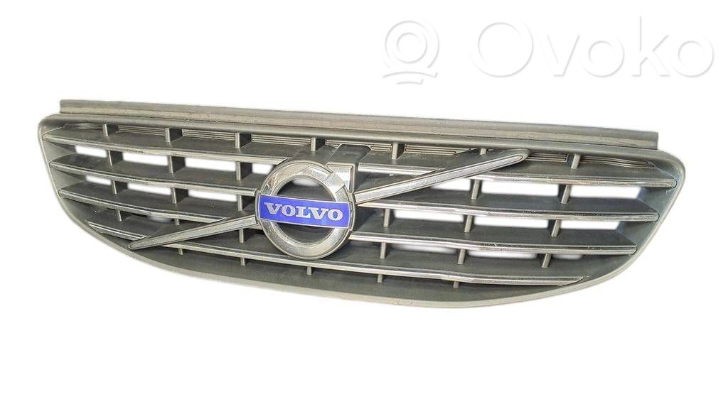 Volvo XC60 Etupuskurin ylempi jäähdytinsäleikkö 