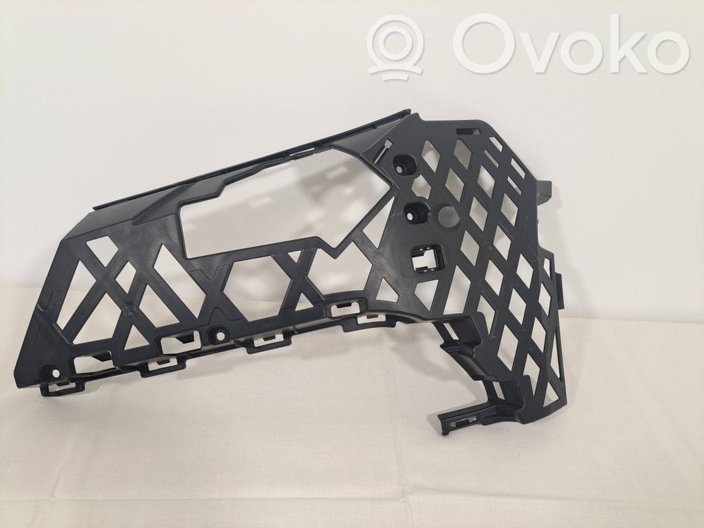 Volkswagen PASSAT B8 Front bumper mounting bracket 