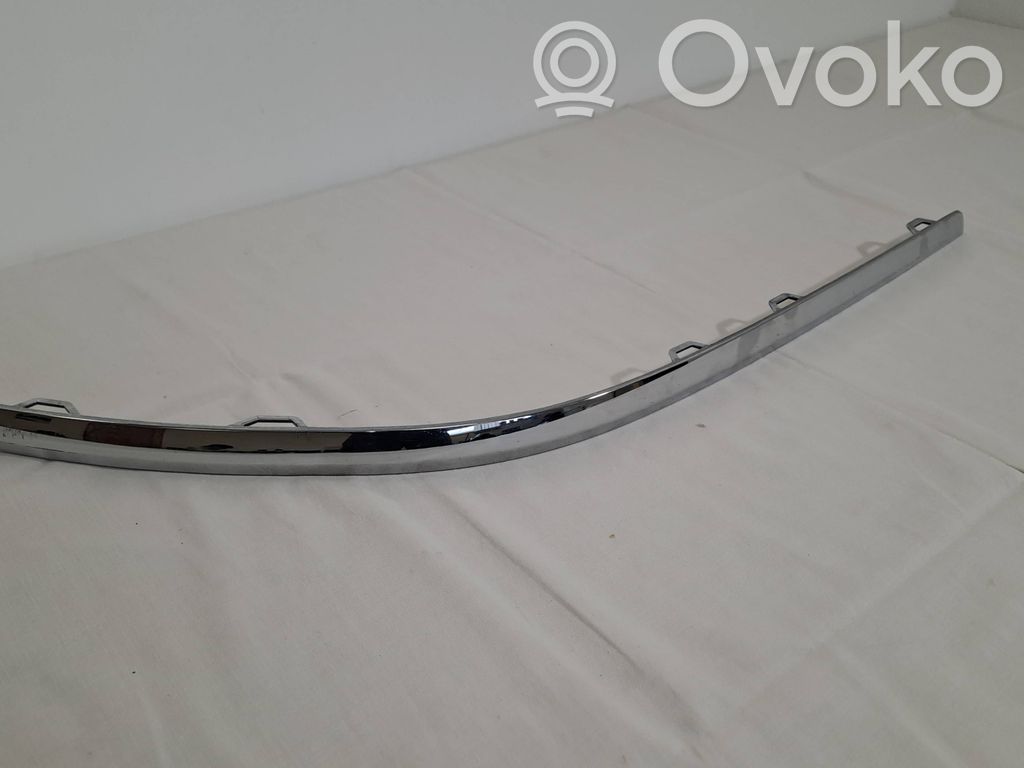 Volkswagen PASSAT B7 Listwa zderzaka tylnego 