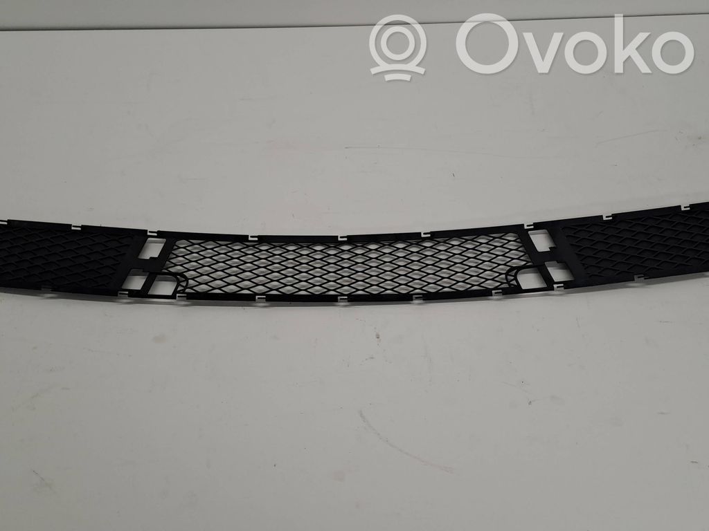BMW X3 E83 Front bumper lower grill 