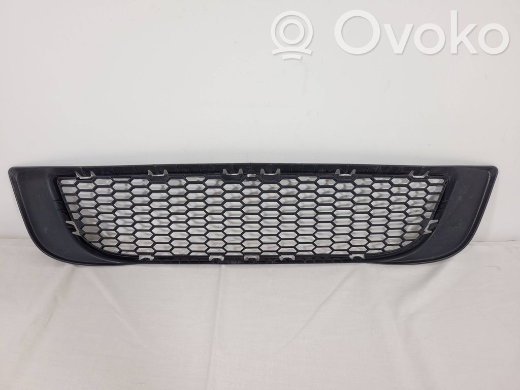 BMW X3 E83 Front bumper lower grill 