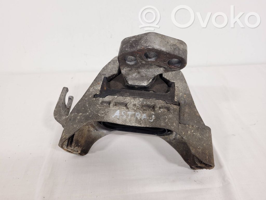 Opel Astra J Engine mount bracket 