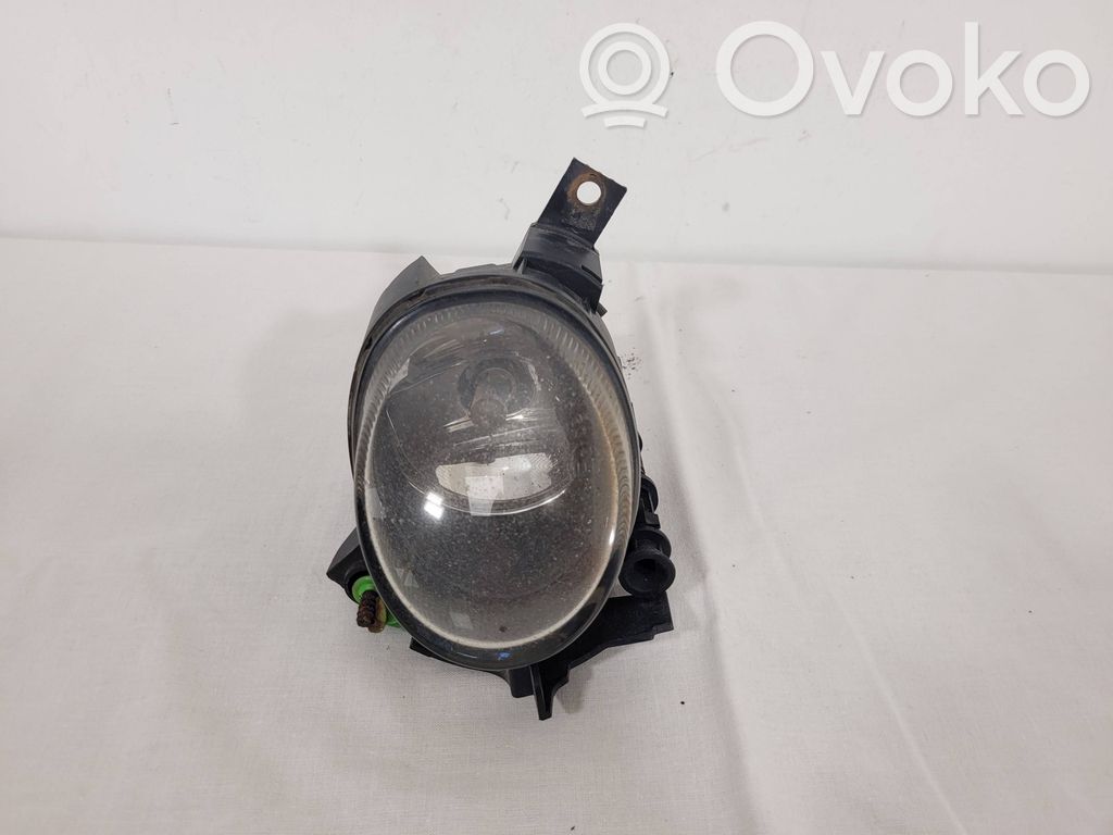 Audi A4 S4 B7 8E 8H Etusumuvalo 