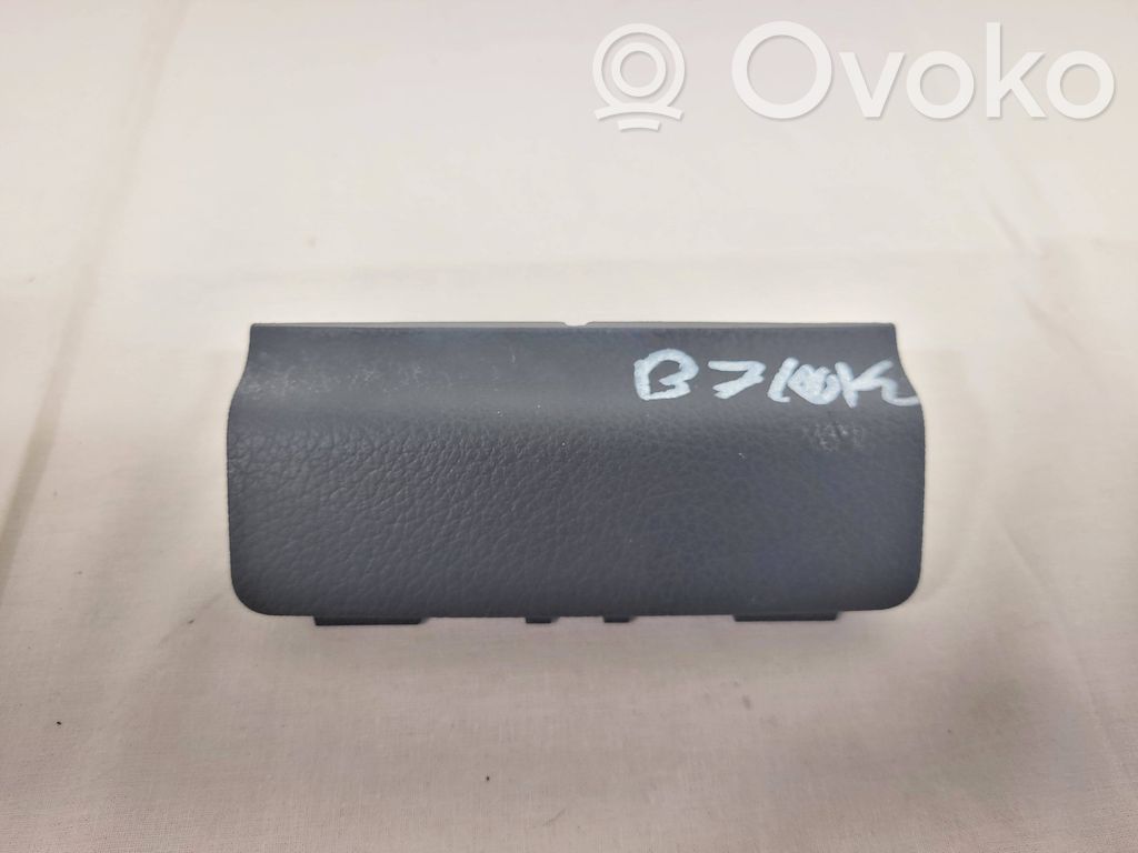 Audi A4 S4 B6 8E 8H Inne części wnętrza samochodu 