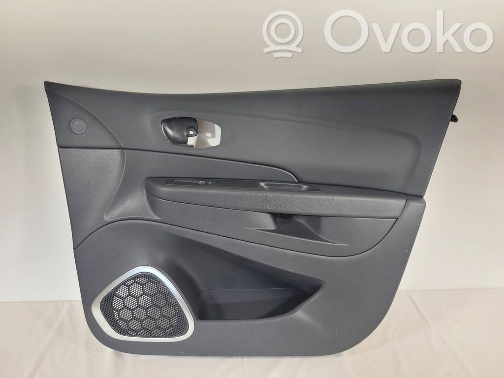 Renault Captur Etuoven verhoilu 