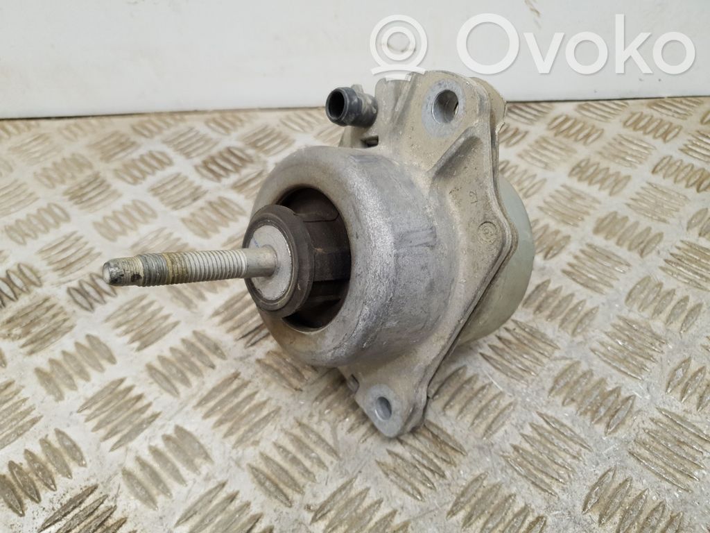 Ford Mustang VI Engine mount bracket 