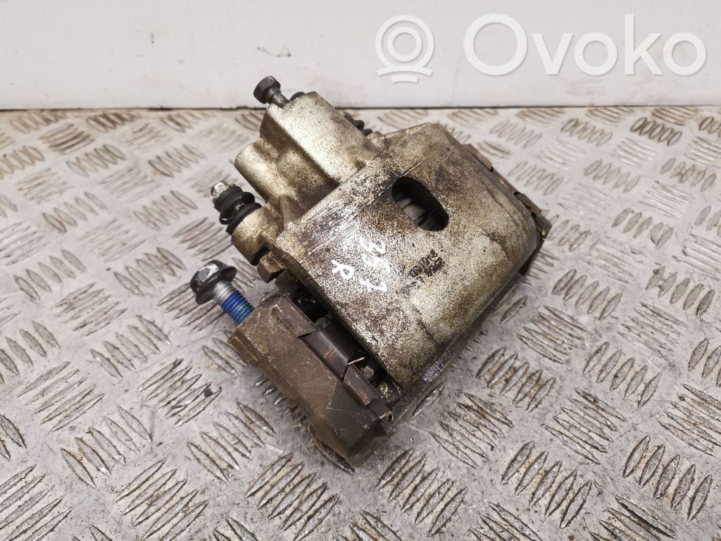 Dodge RAM Задний суппорт 