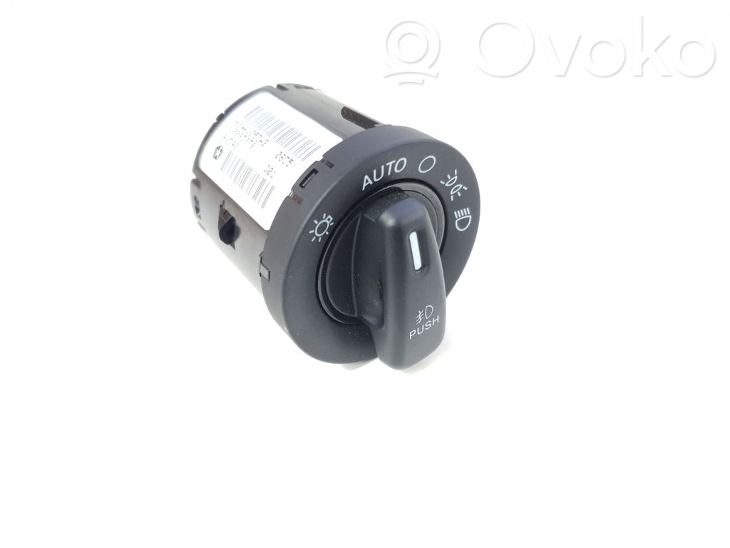 Dodge Challenger Light switch 