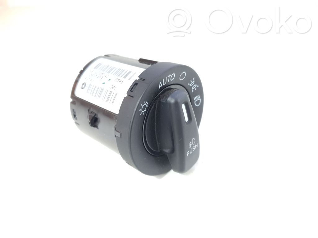 Dodge Challenger Light switch 