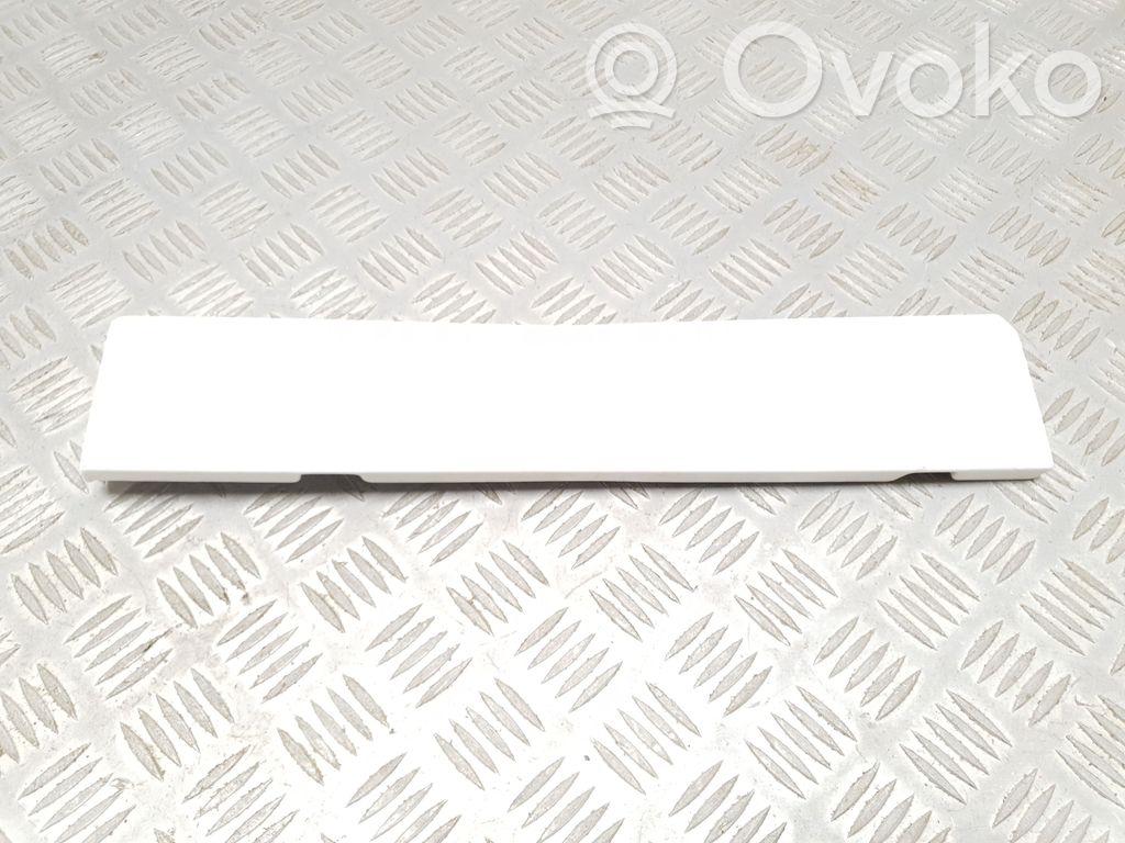 Tesla Model X Revestimiento de los botones de la parte inferior del panel 