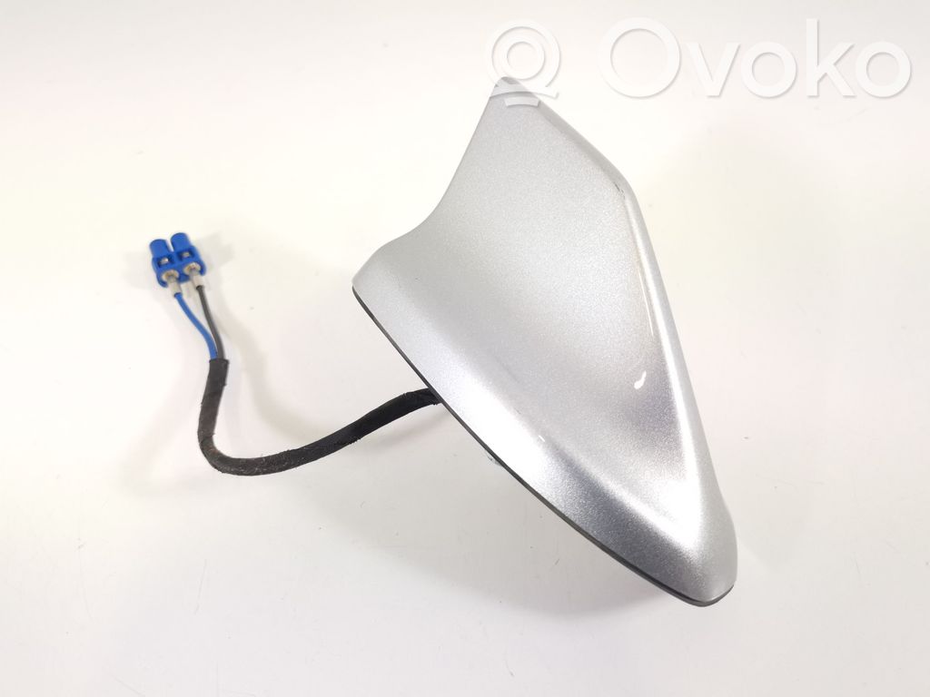 Ford Explorer VI Antenă radio 