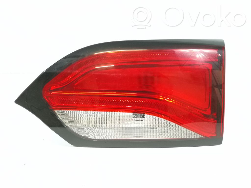 Chrysler Pacifica Takaluukun takavalot 