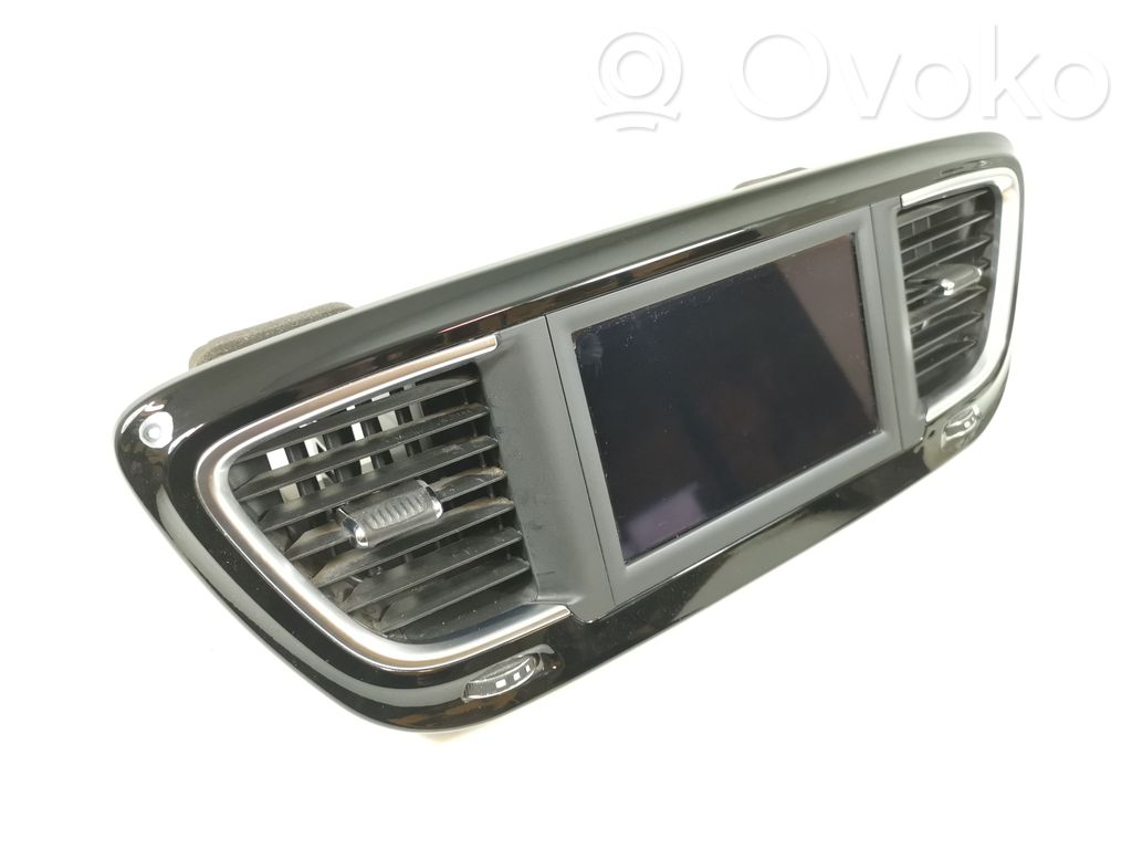 Chrysler Pacifica Screen/display/small screen 