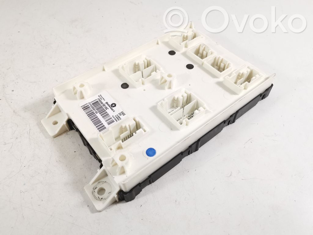 Dodge Challenger Module confort 