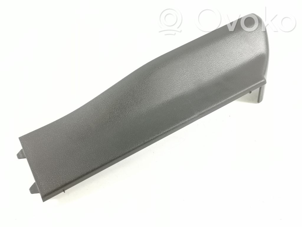 Dodge RAM Kita salono detalė 