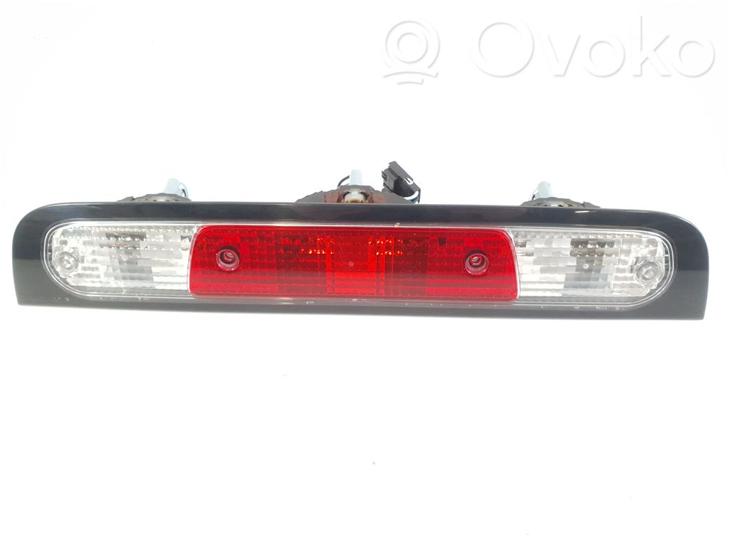 Dodge RAM Third/center stoplight 