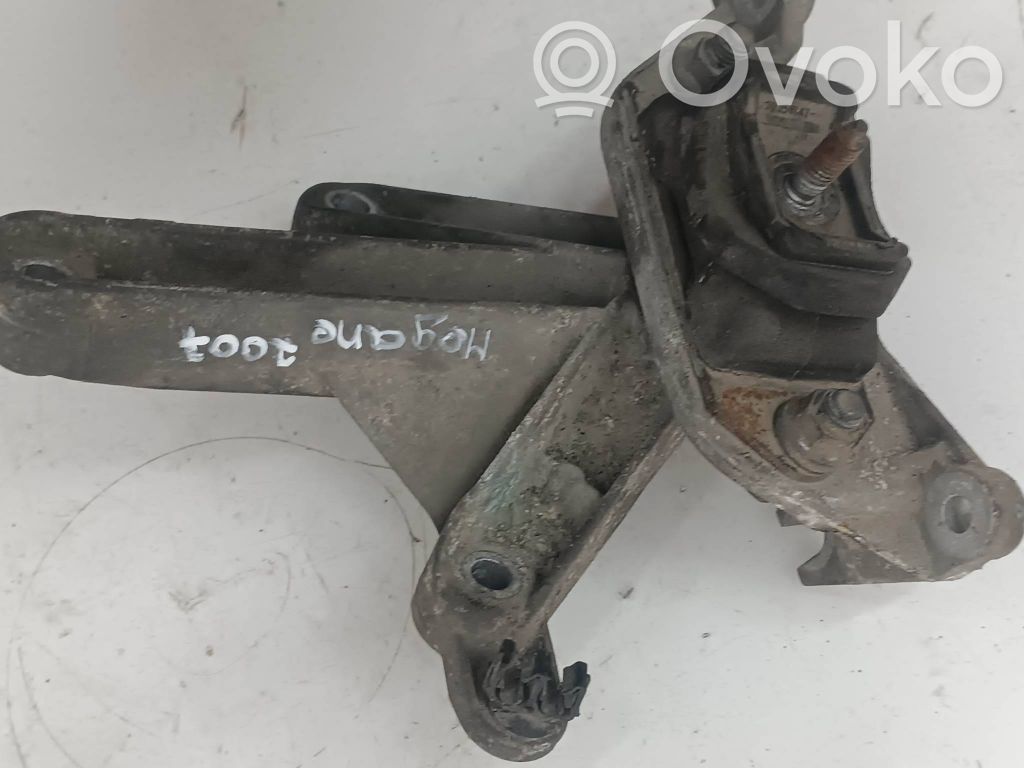 Renault Megane II Gearbox mounting bracket 